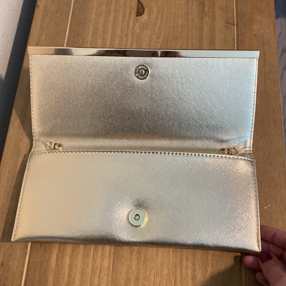 Sparkling Evening Clutch - Picture 3 of 3